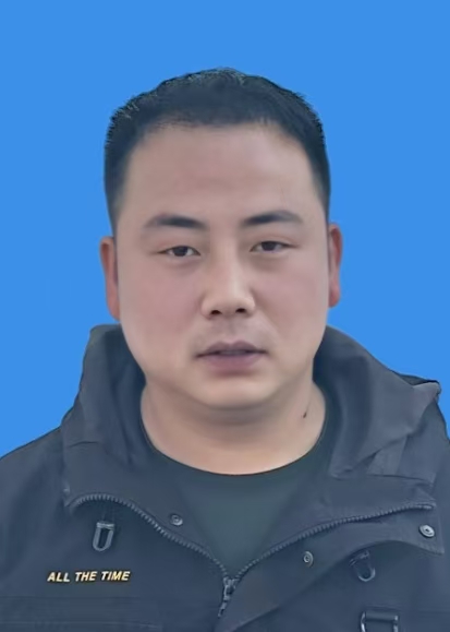 闫猛涛