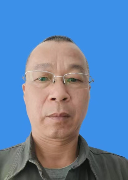 陆军勇