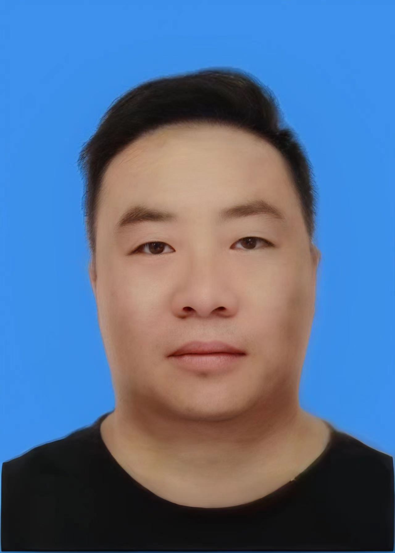靳云