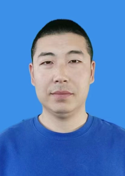靳方明