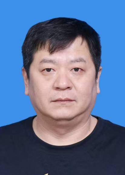高欣