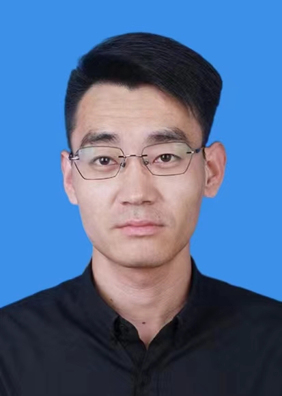 高江江