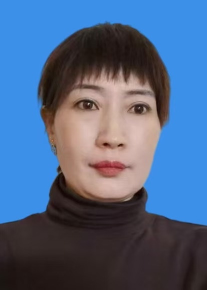 魏红朵