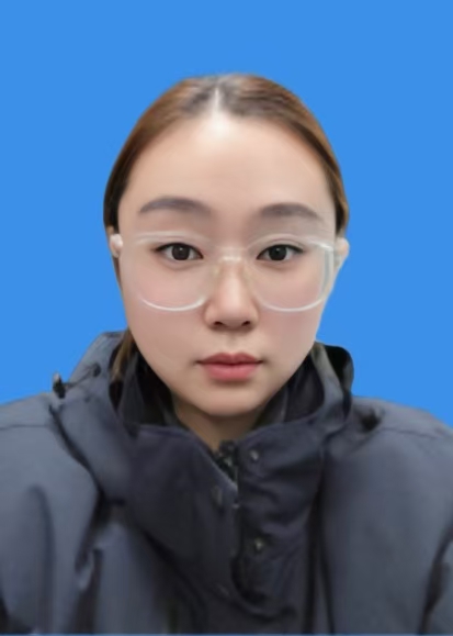 鲍银丽