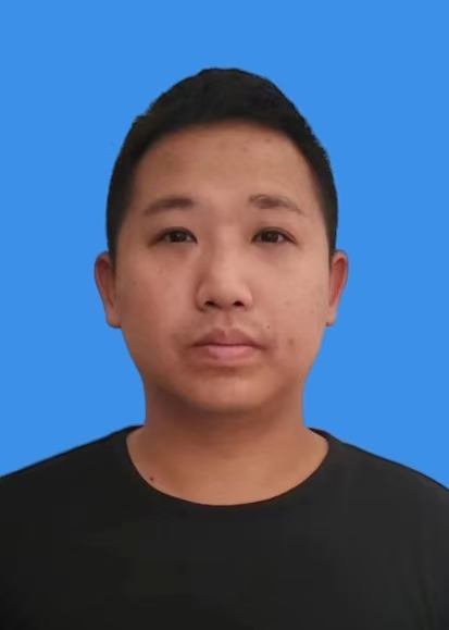 黄志成