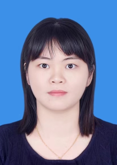 黄文英