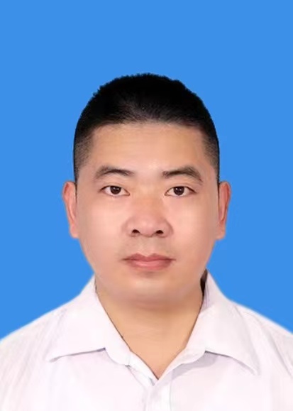 黄维