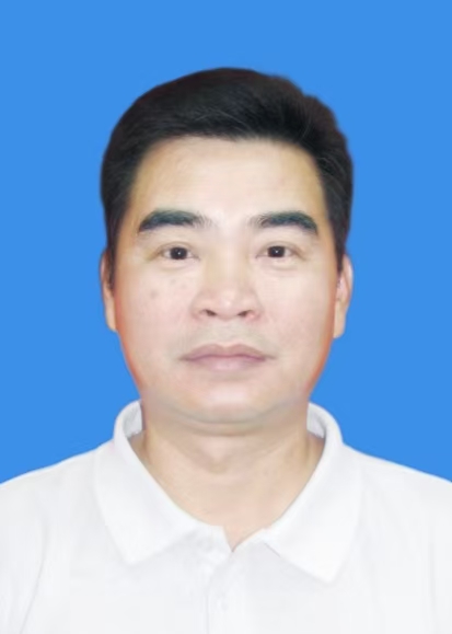 黄进