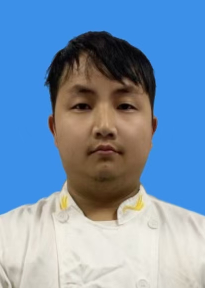 龚炎