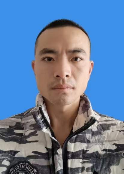 吕亚男