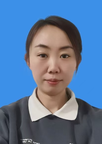 周媛
