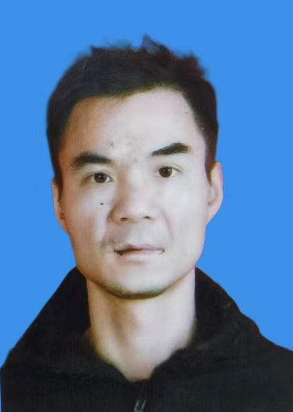 周龙斌