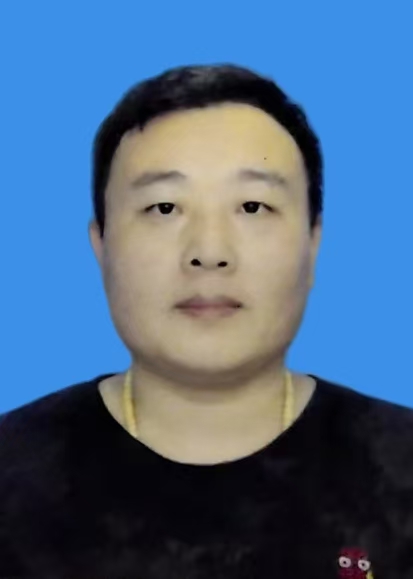 张伟