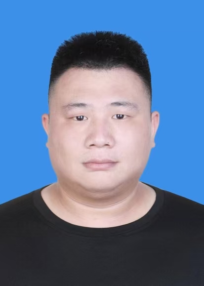 张炽栋