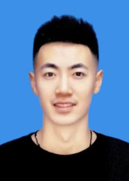 李再毅 