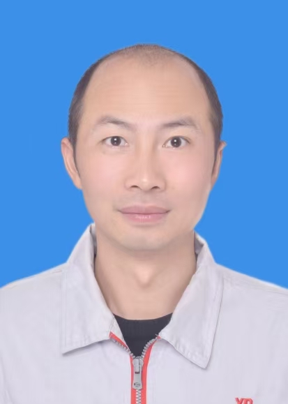李毅