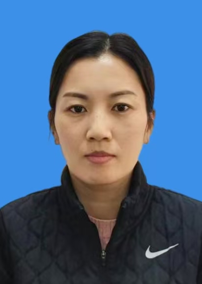 李玲