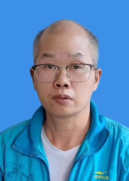 梁红飞