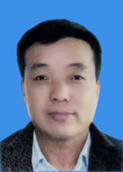 汤列文