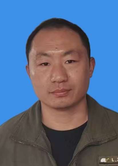 王建伟