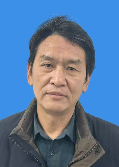 王洪君