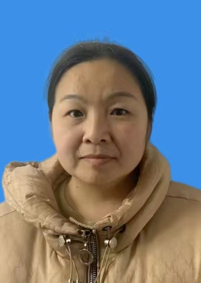 田华