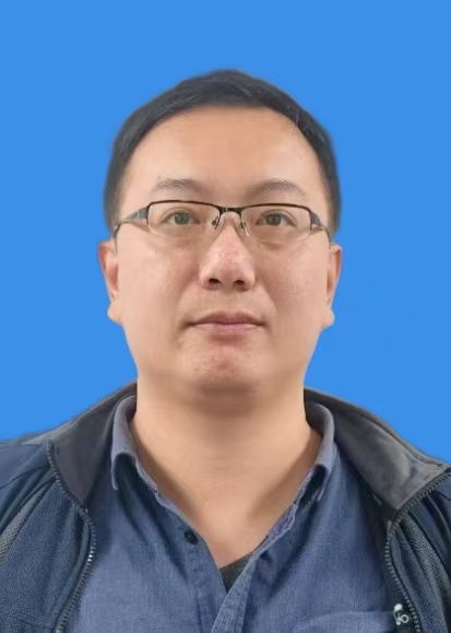 秦晨超
