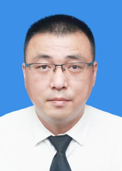 管卿