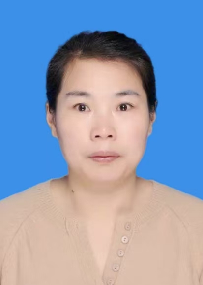 管辅艳