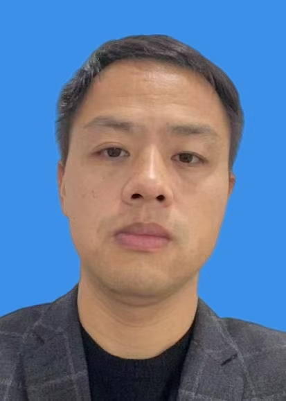 罗亚朋