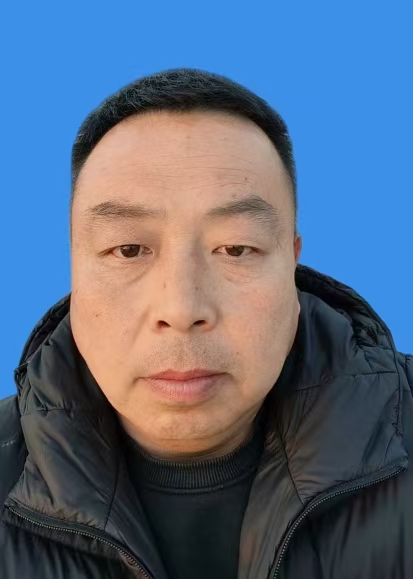 聂振