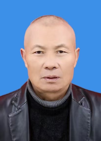 艾小荣