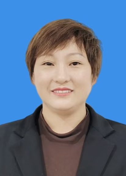 蓝玉琴