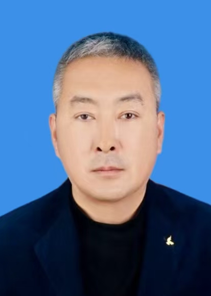 裴占武
