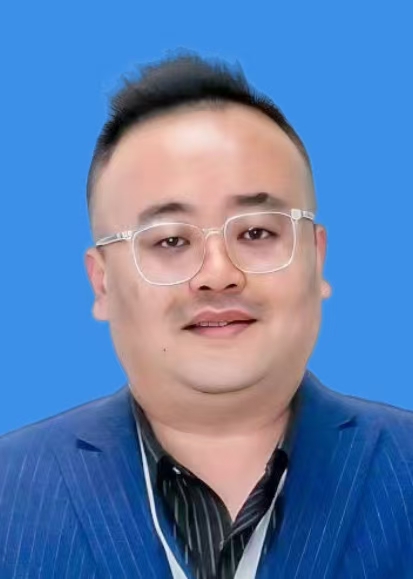 邓鹏