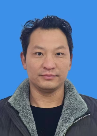 陈伟