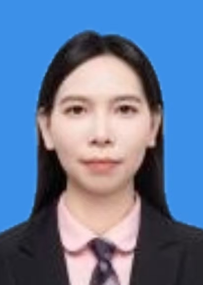 黄嘉欣