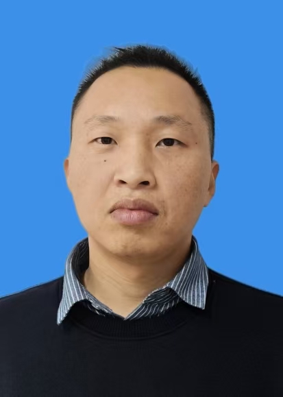 龙贷宇