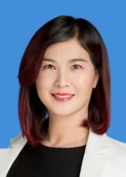 伍成秀