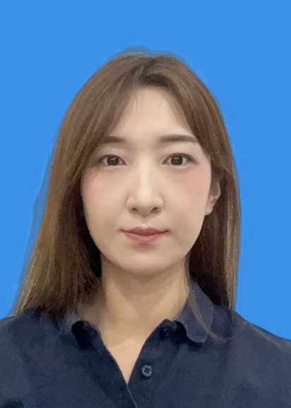 何丽