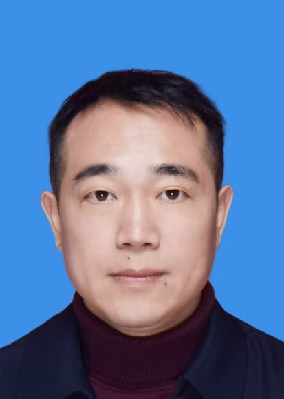 何明山