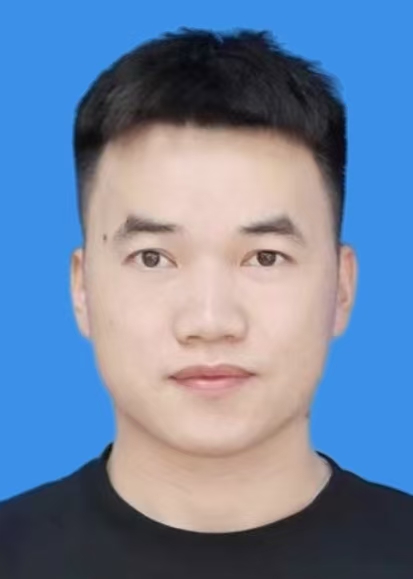 何树英