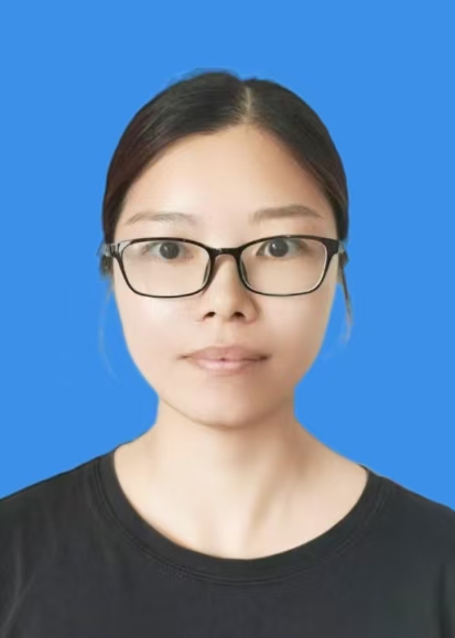何梅云