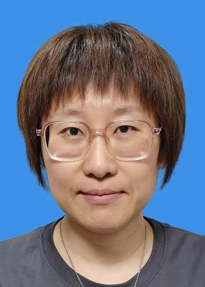余倩倩