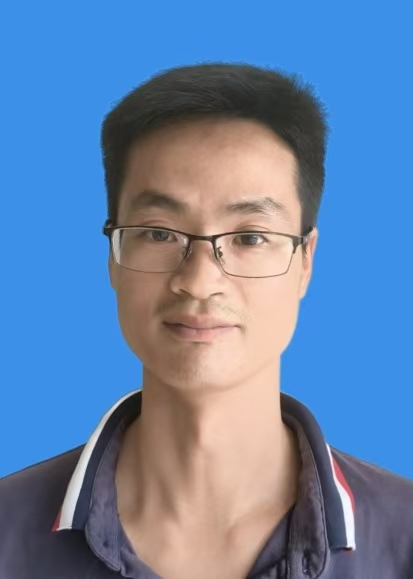 余新辉