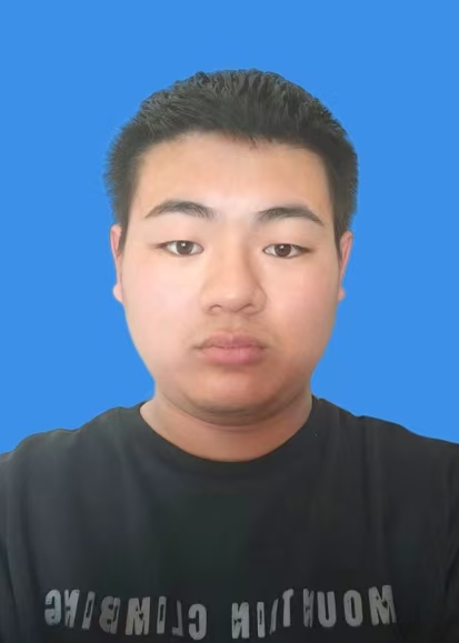 侯义楠