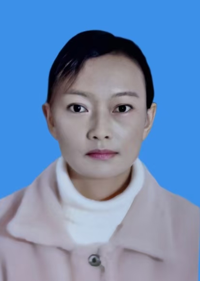 倪芬