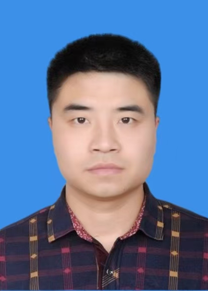 冯中均