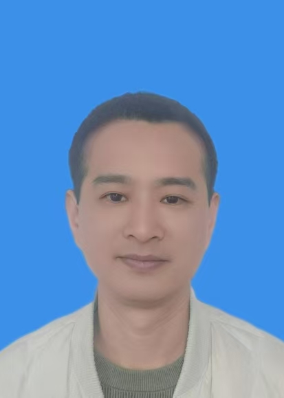 冯芳