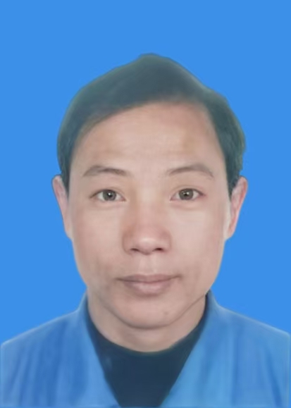 刘青